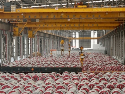 Changshengda Steel Co. boosts production as global demand for functional color coated boards surges, exporting to over 70 countries. 